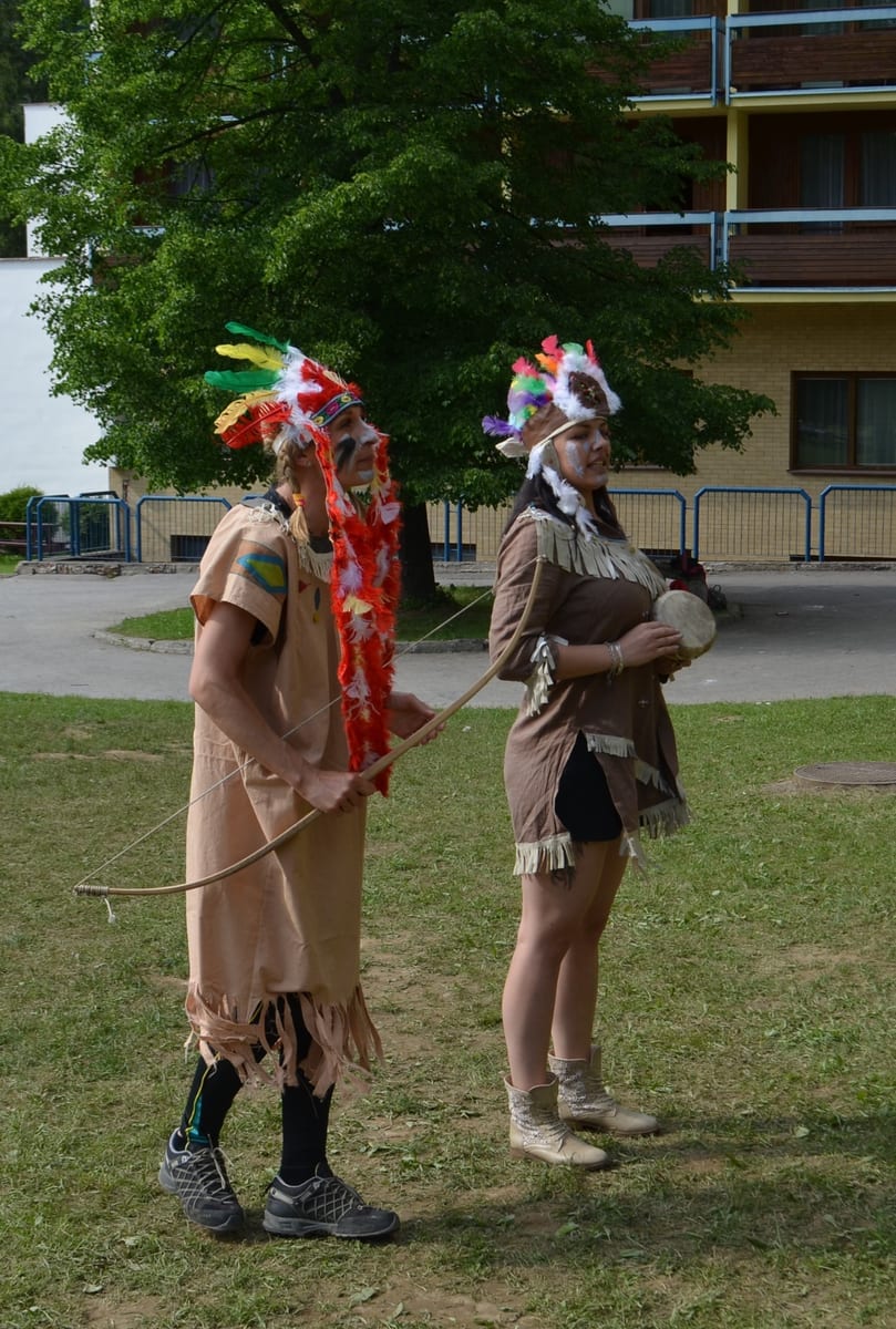 Face painting — kvet na tvári