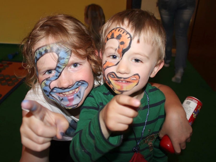 Face painting — deti ako had a tiger